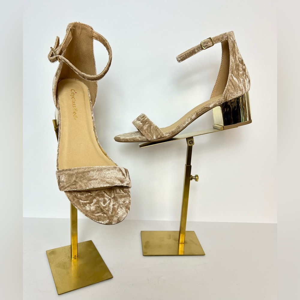 Sz 8.5 Crushed Velvet sandals w/Mirrored Gold Heels by CityClassified